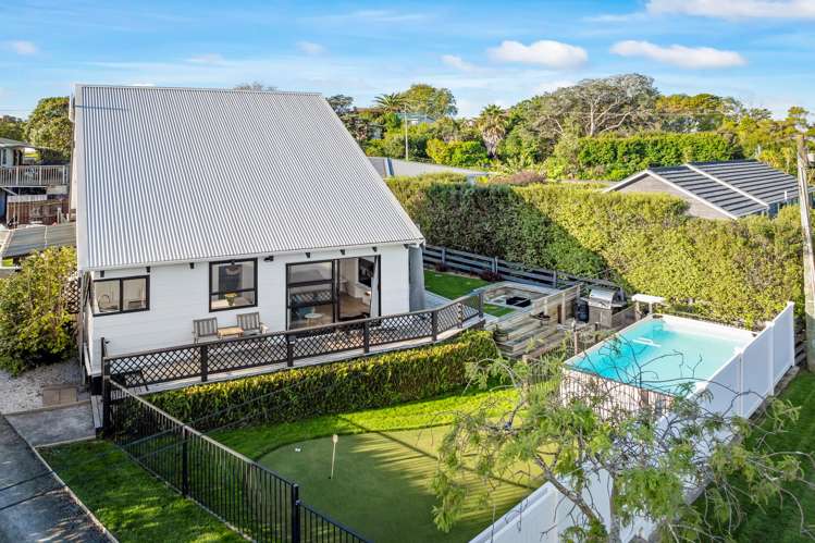 17 Zealandia Road Manly_1