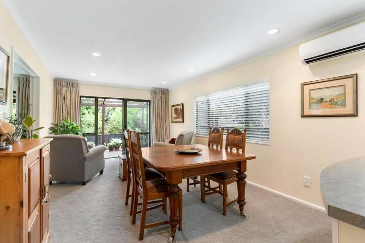 52b Uxbridge Road Mellons Bay_9