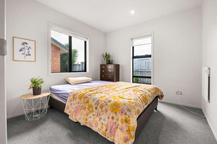 2 Southbrook Close Glenview_12