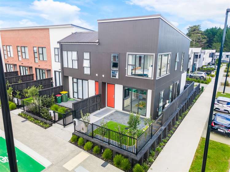 51 Manarini Road Westgate_17