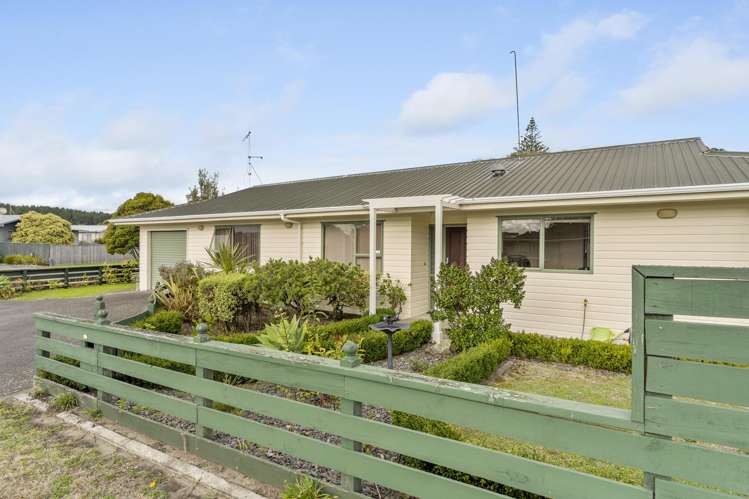 41 Koromiko Street Otaki Beach_2
