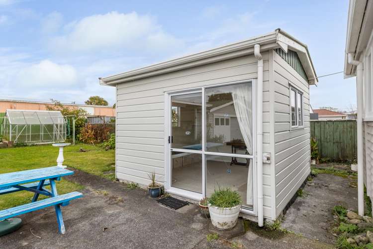 8 Elizabeth Street Levin_17