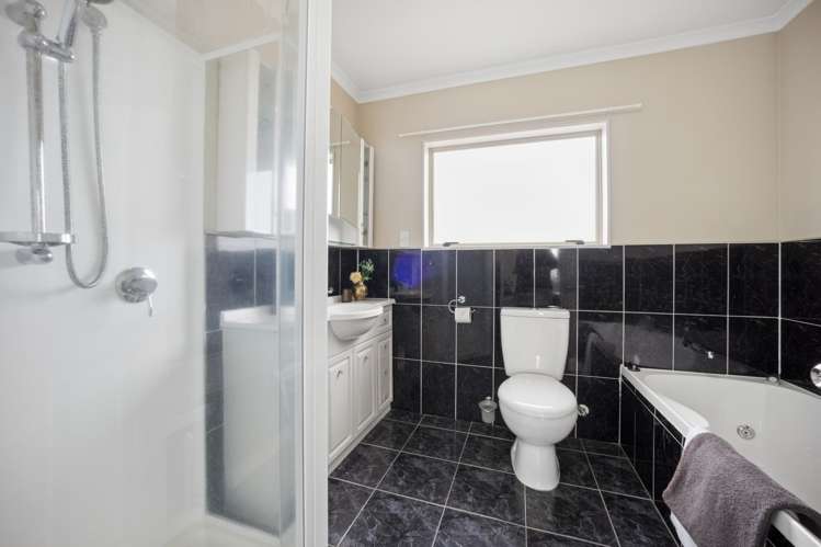 377 Richardson Road Mount Roskill_19