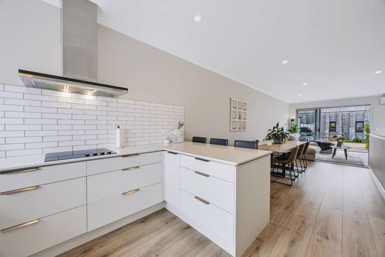 35 Roundel Crescent_5