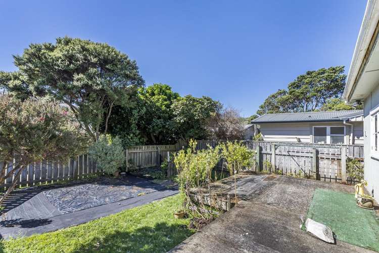 12 & 12A Wairaka Road Pukerua Bay_29