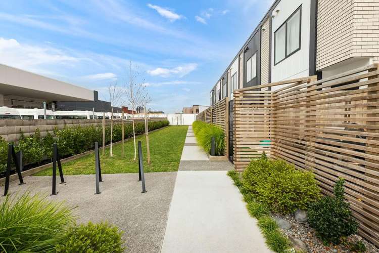 10/1 Vialou Street 10463_12