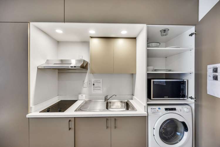 9F/35 Johnston St Wellington Central_5