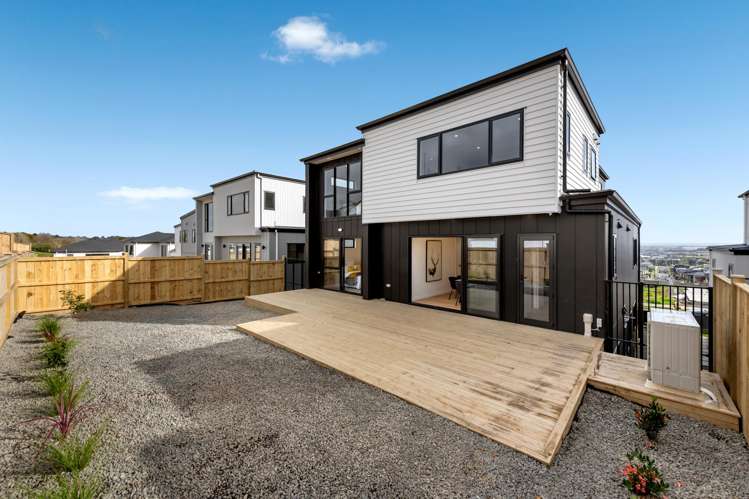 10 Mill Hill Close Flat Bush_34