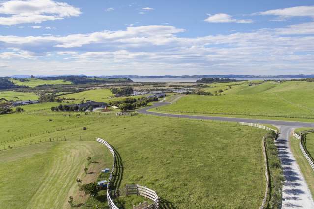 19 Kaipara Lake Road South Head_4