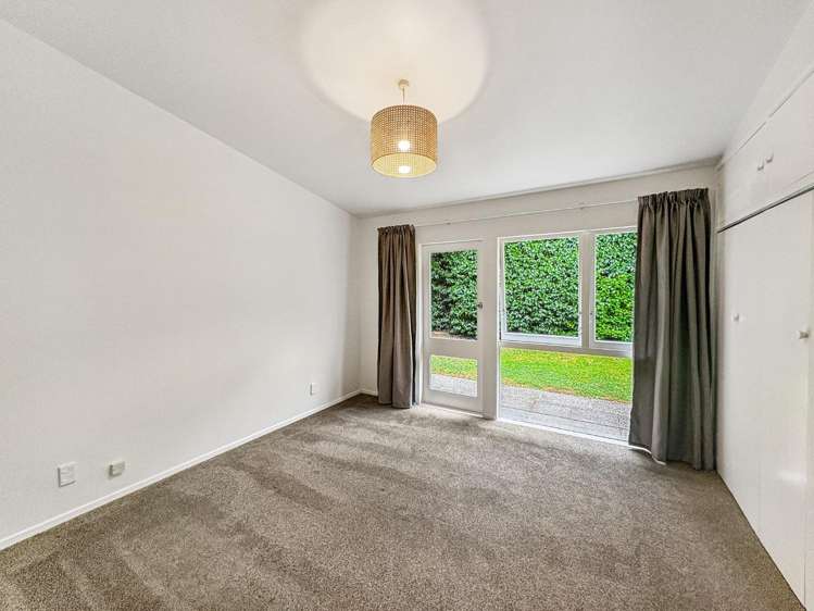 23 Parkes Avenue 1228_16