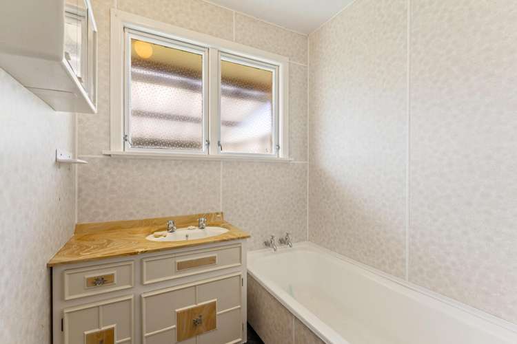 46 Featherston Street Levin_11