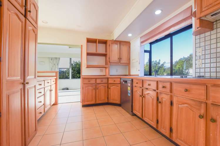 6 Nickleby Place Mellons Bay_30