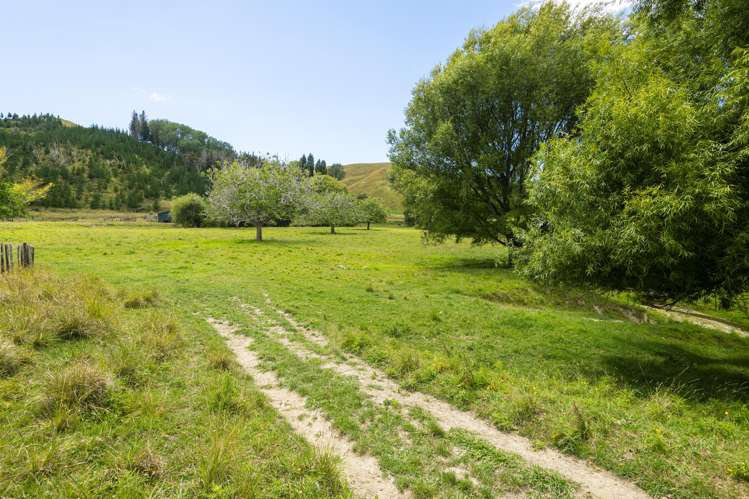 285 Waiomoko Road Whangara_41