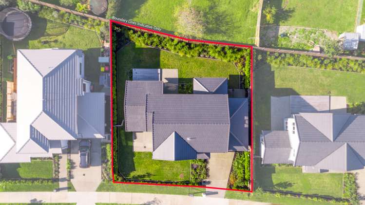 13 Couldrey Crescent Red Beach_6