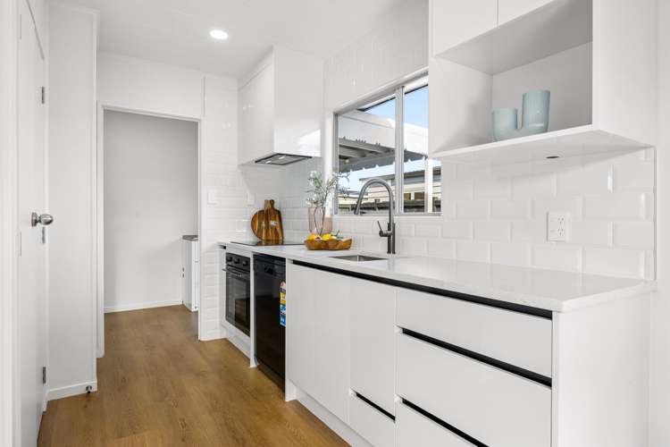 22 Chelburn Crescent_5