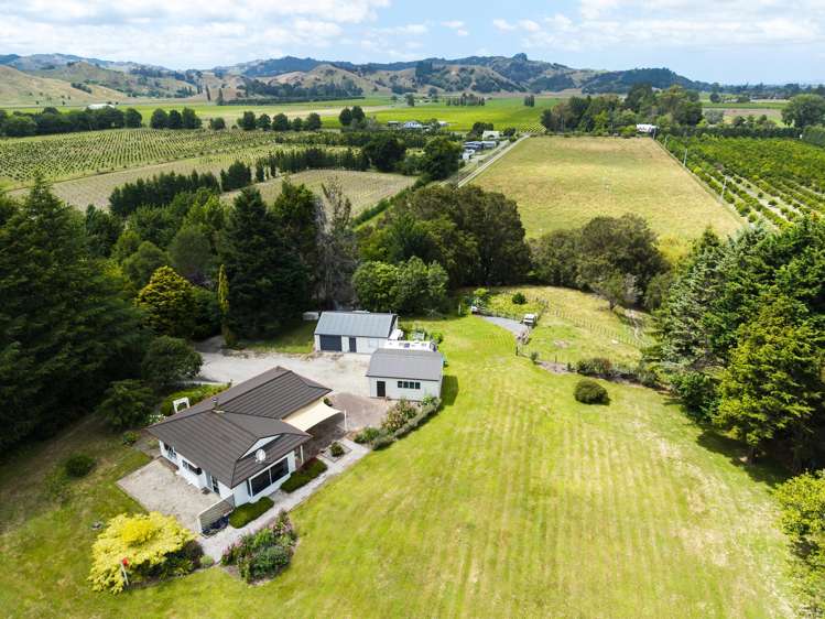 63 Ngakoroa Road Ormond_26