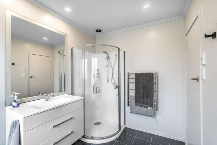 78 Carnarvon Street Glengarry_9