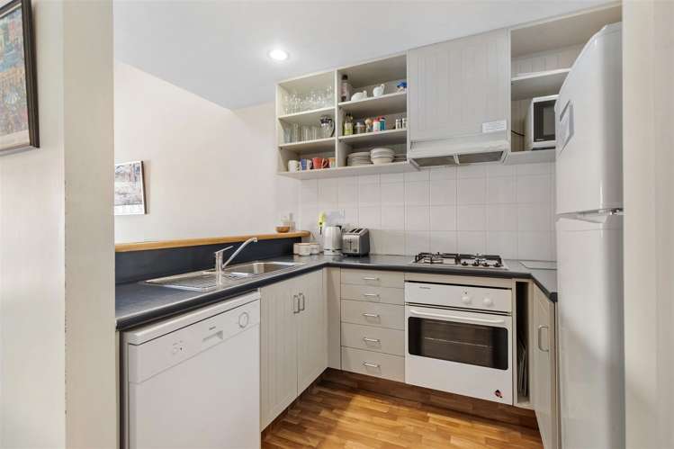 10/69 Edinburgh Drive Queenstown_6