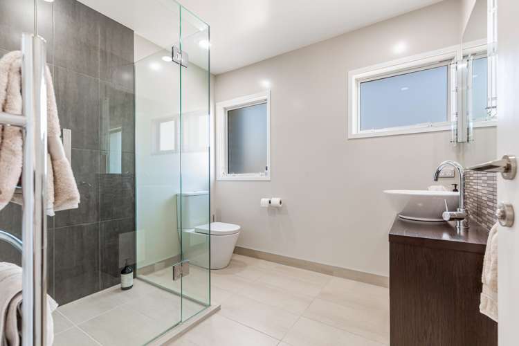 21 Glenhaven Place Te Atatu Peninsula_7