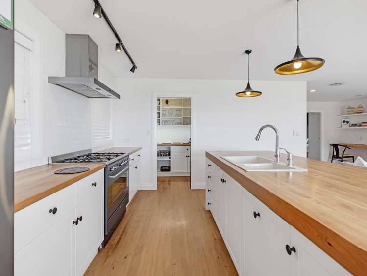 16 Dudley Crescent Cable Bay_3