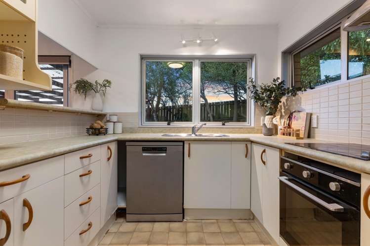 4/89 Birkdale Road Birkdale_9