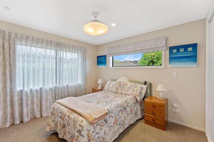 41/3 Georgia Grove Paraparaumu_9