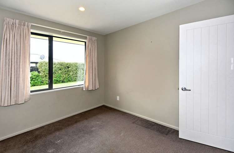 14 Kingsbridge Drive Burwood_10