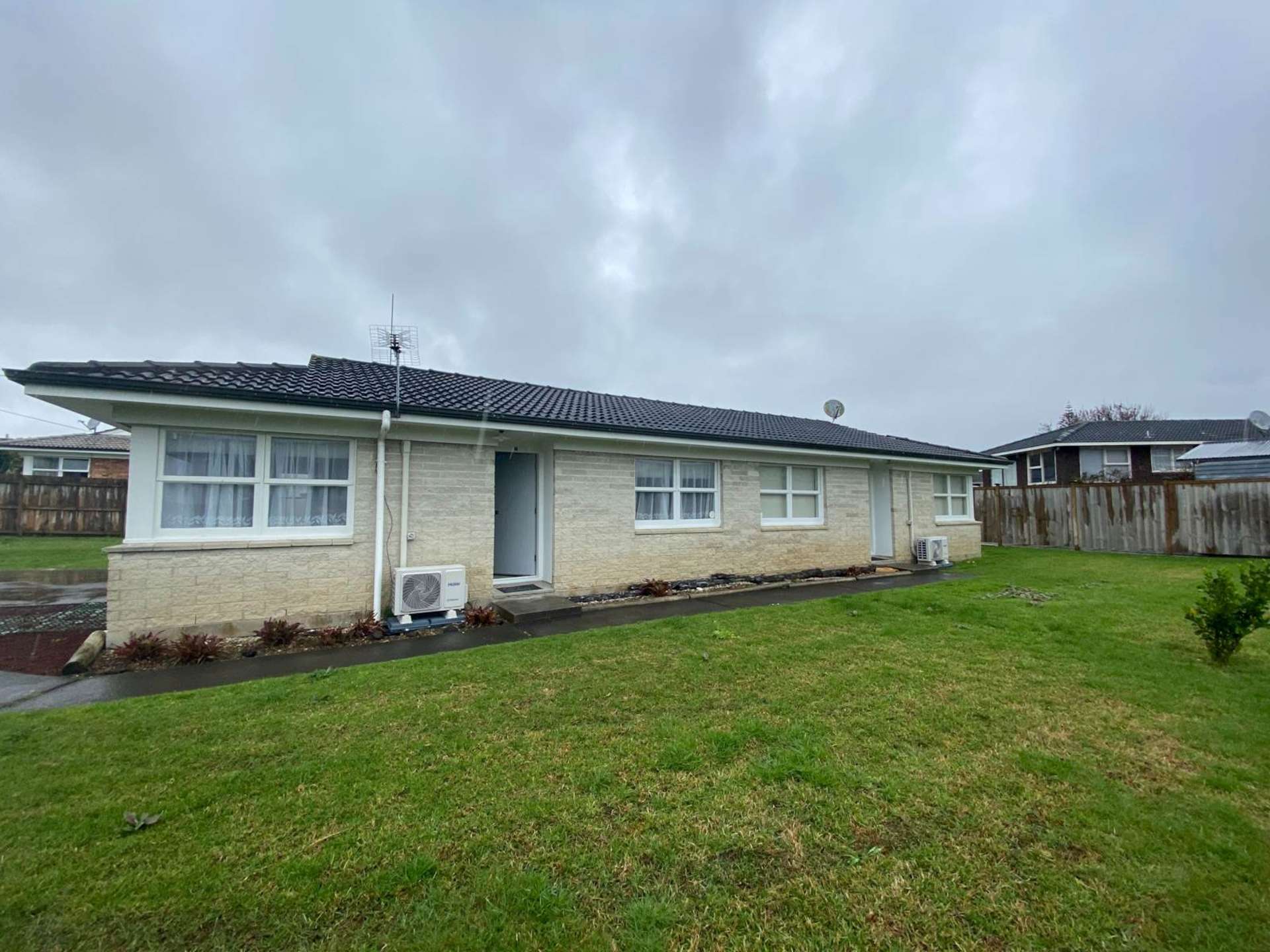 2/12A Muir Avenue Mangere Bridge Manukau City Houses for Rent One Roof