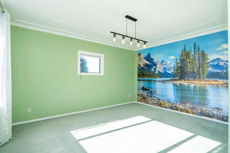 372 Lindsay-Calcium Road Isla Bank_18