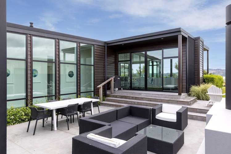 8 Kurapoto Lane Rainbow Point_16