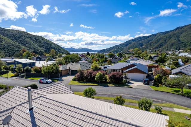 4 Whitby Close Waikawa_1