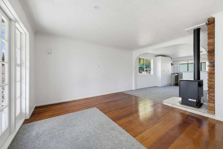 67 Broadway Waitara_7