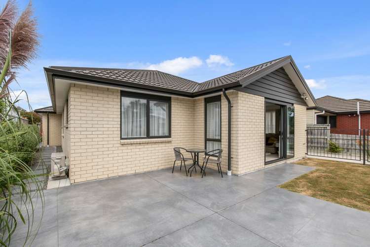 8 Savage Crescent Upper Hutt_13