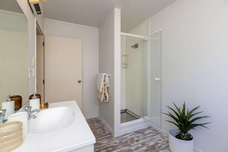 131A Renown Road Raumati South_18