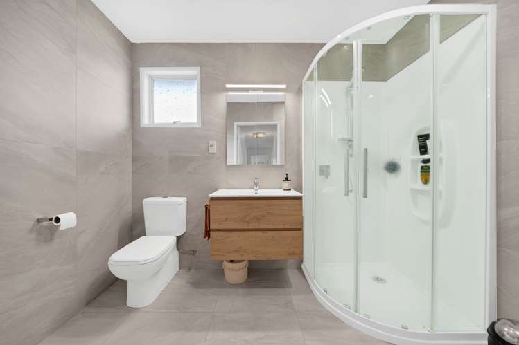42 Lavery Place Sunnynook_38