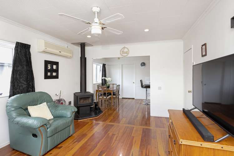 56 Meeanee Road Taradale_7