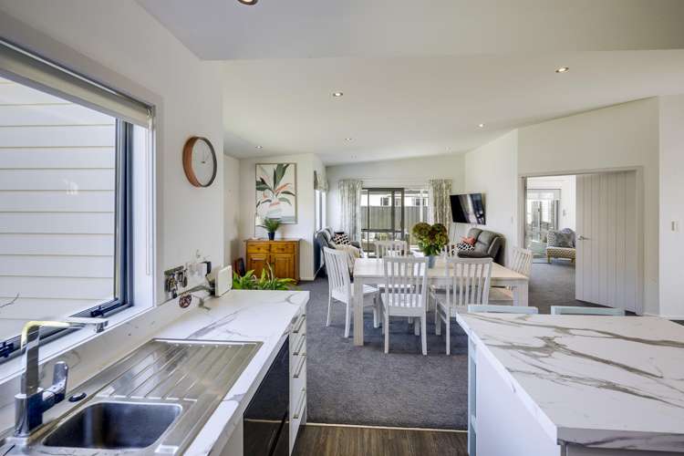 16 Begley Place Frimley_5