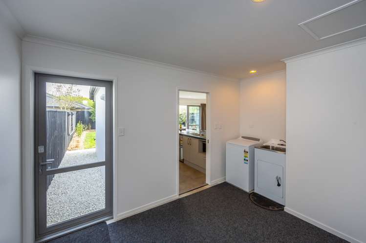 55 Farnborough Way Rolleston_13