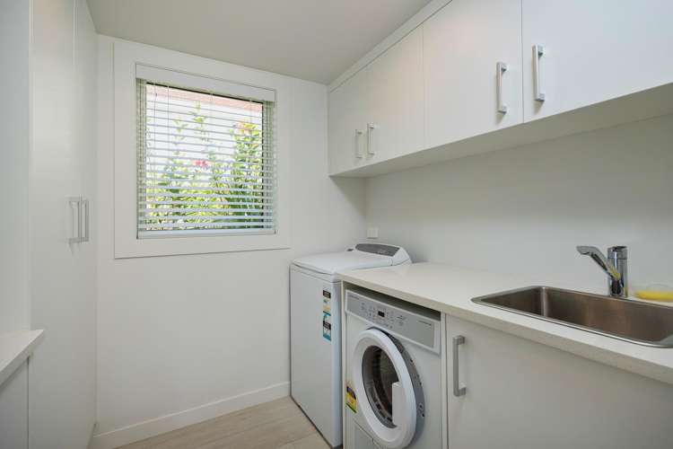 42 Bolton Street Blockhouse Bay_13