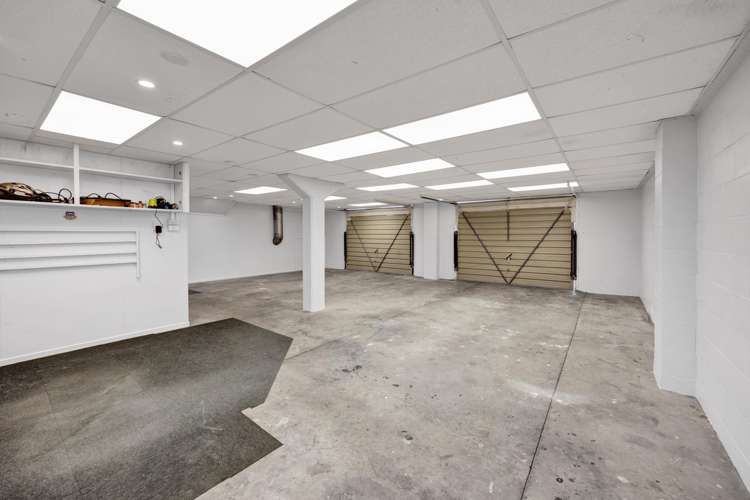 12a Julian Place Westown_24