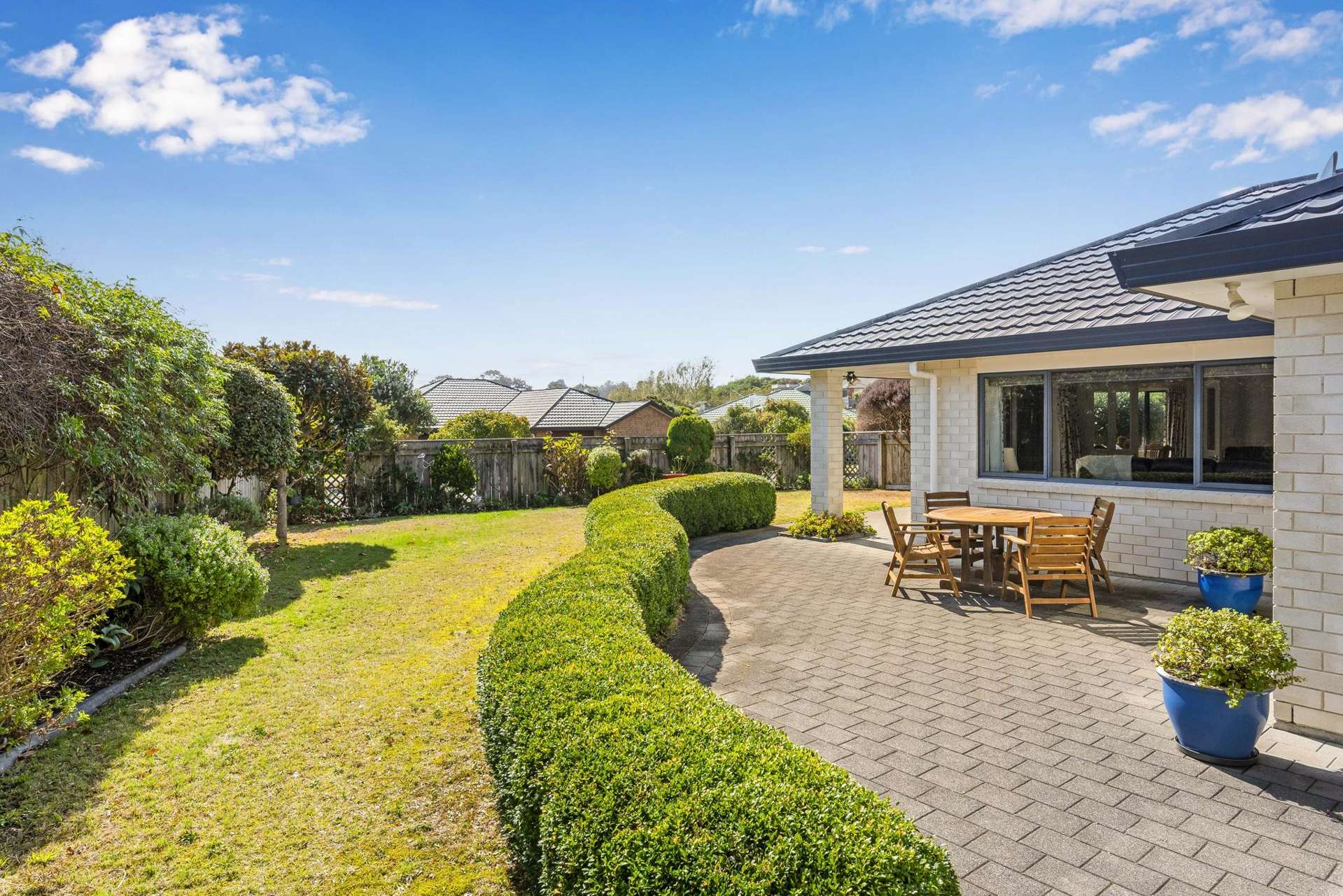 2 Sams Way Raumati South_0