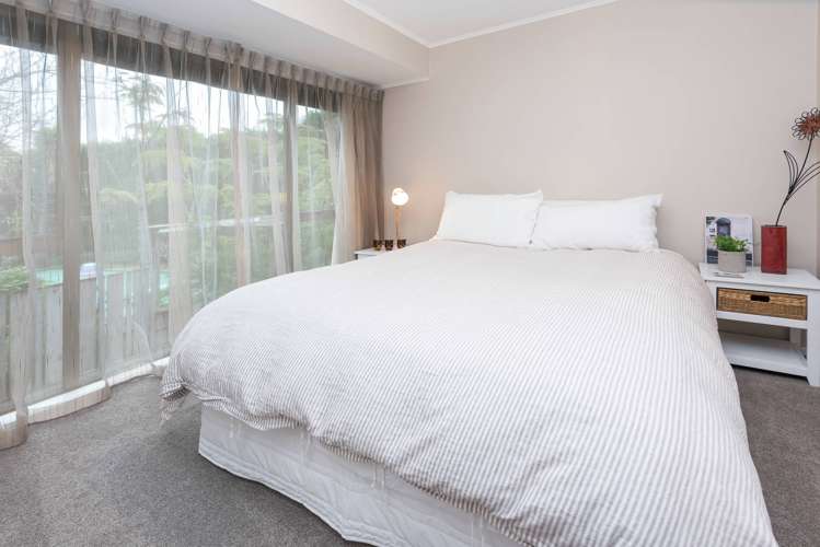 30 Castleton Drive Howick_13