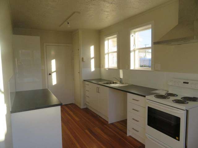 139 Reynolds Street Taita_3