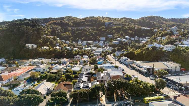 10/152 The Parade Island Bay_9