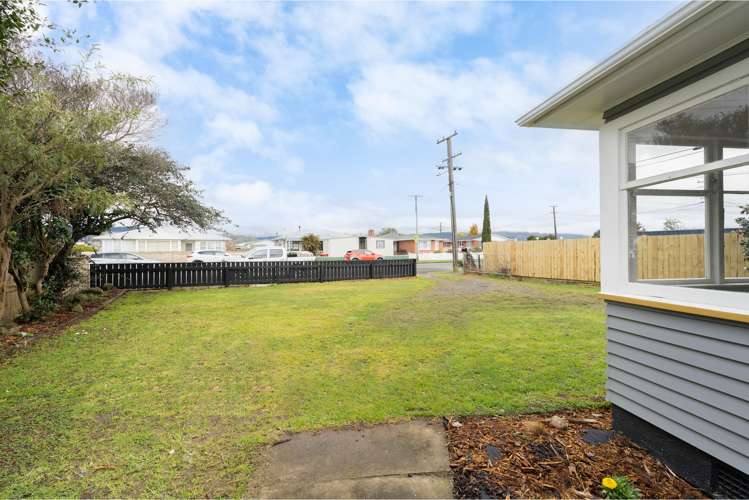 17 Bartholomew Road Levin_17