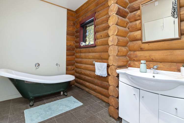 245 Saddle Hill Road Saddle Hill_18