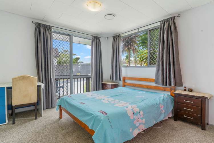 6 Bill Phillip Place Clendon Park_15