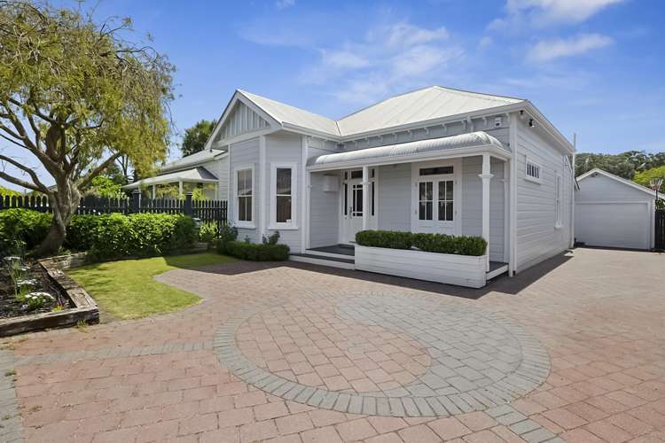 50 Hine Street New Plymouth Central_23