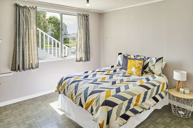 28a Colchester Crescent Newlands_4