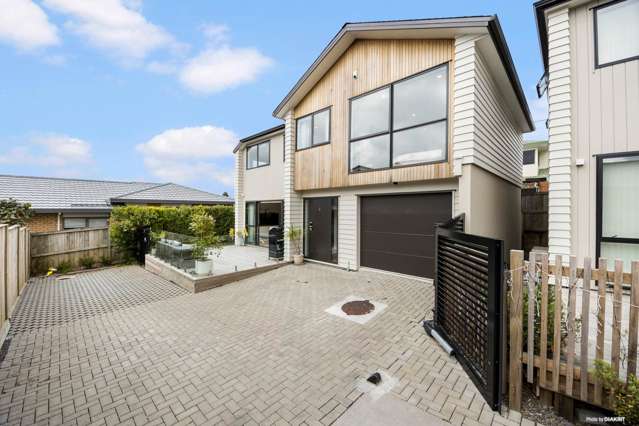 112e Hutchinson Avenue New Lynn_1